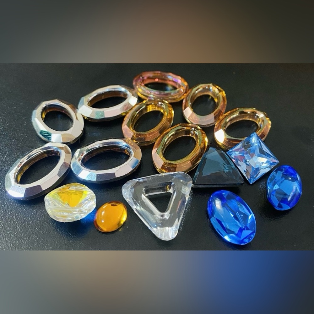 New SWAROVSKI Rare Large Crystals/Faceted/ Pendants/ Jewelry Making/ Mixed Lot